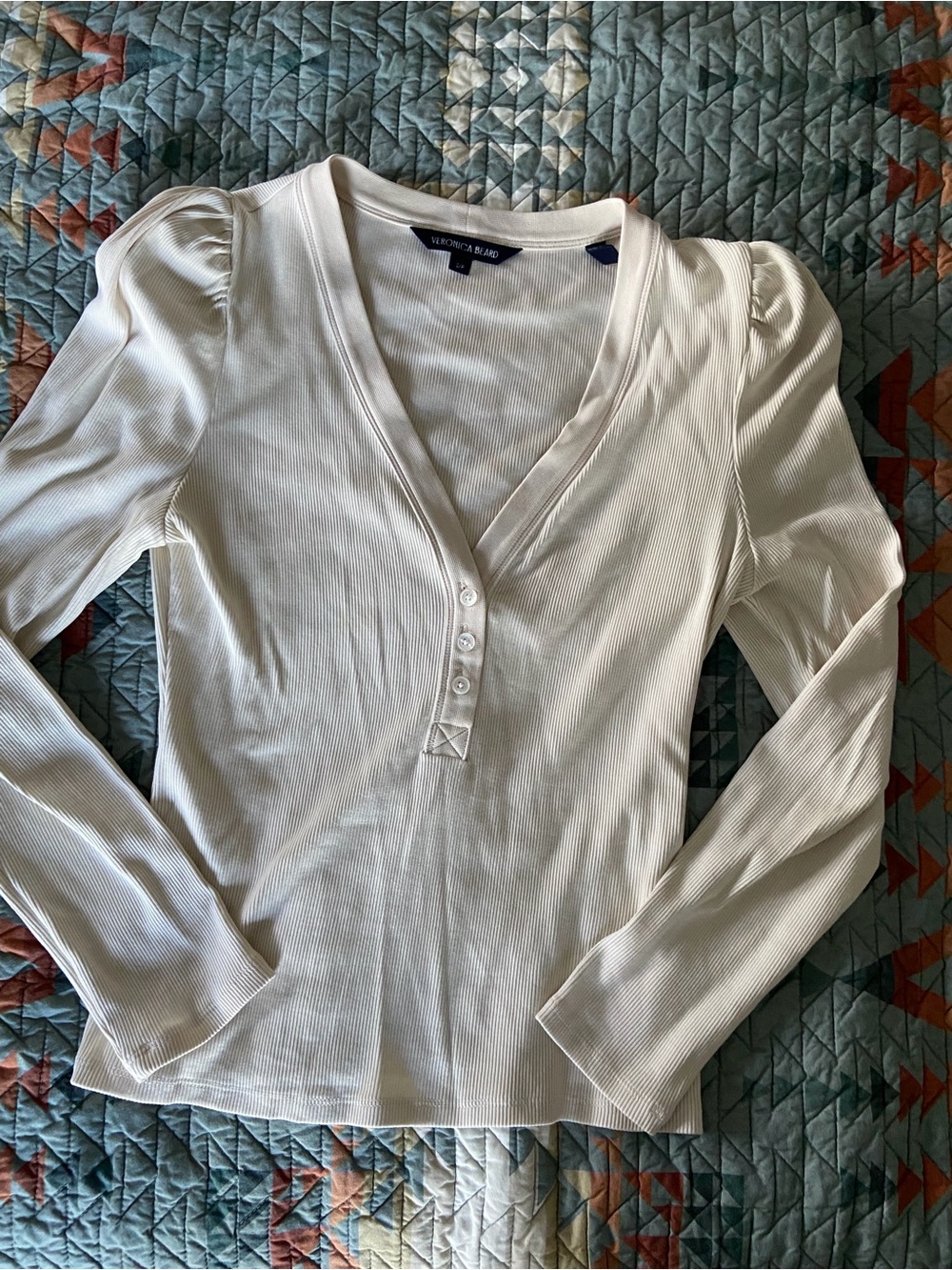Veronica Beard White Ribbed V-Neck Puff Sleeve Top